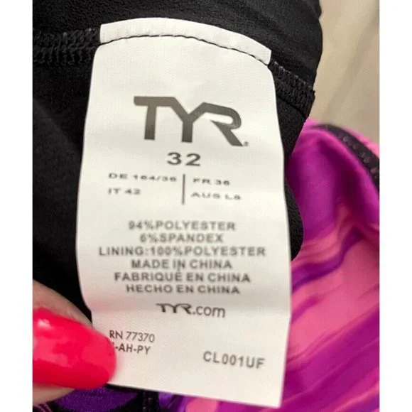 TYR DuraFast Elite Lumen DiamondFit One Piece Swimsuit Pink Black Size 32 - $80 - Picture 5 of 8